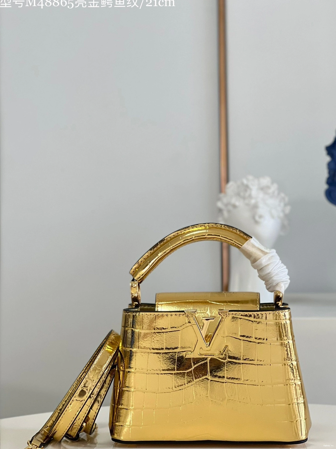 VUITTON CAPUCINES MINI LOUIS 0825